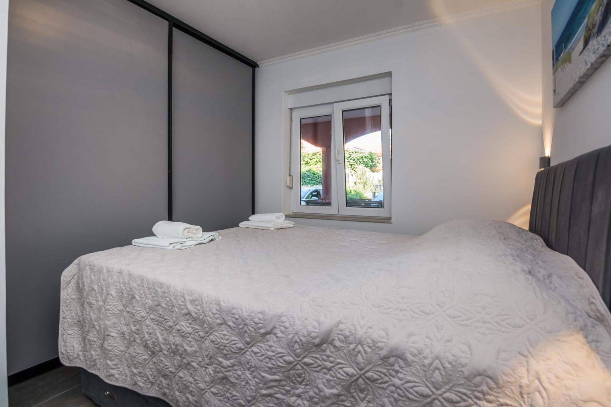 Apartments Trogrlic Privlaka  Dış mekan fotoğraf