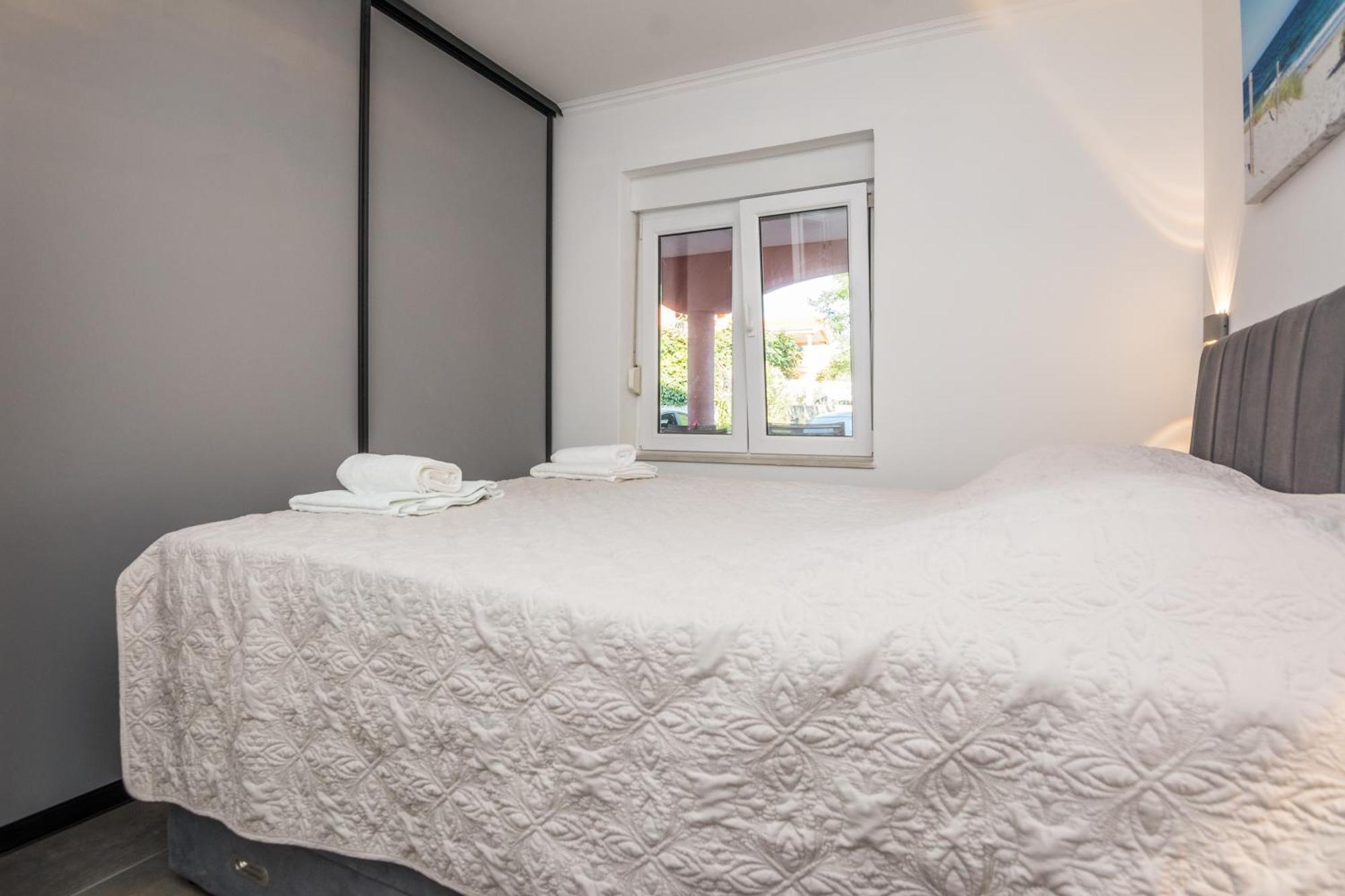 Apartments Trogrlic Privlaka  Dış mekan fotoğraf