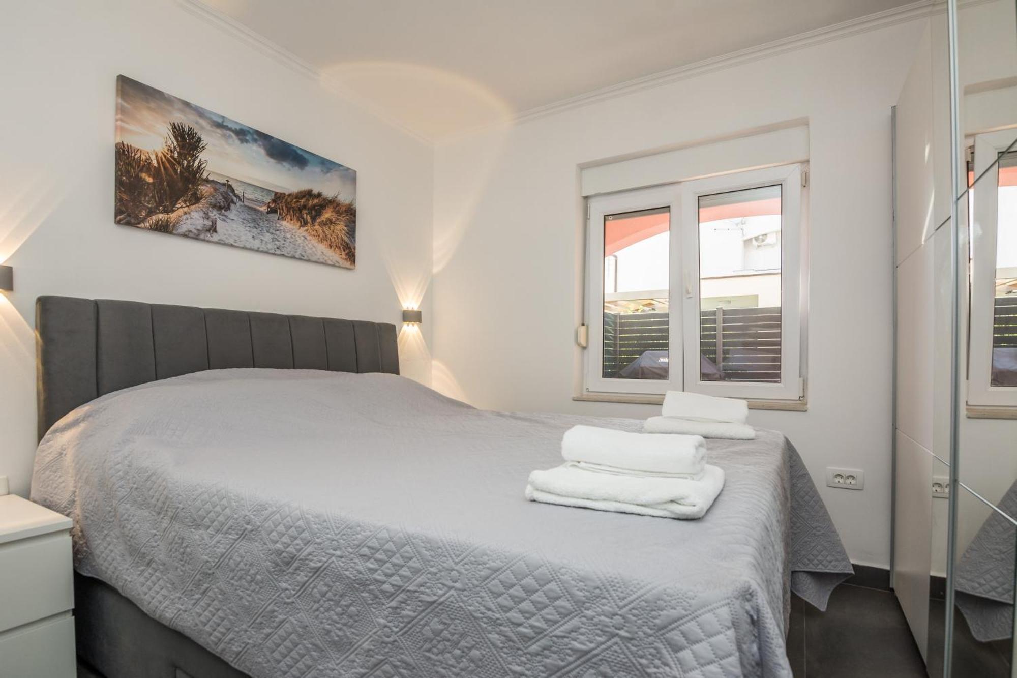 Apartments Trogrlic Privlaka  Dış mekan fotoğraf